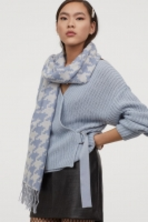 HM   D-ring-belted cardigan