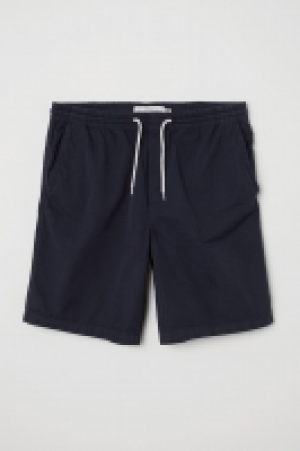 HM   Elasticated cotton shorts