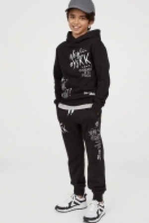  Printed sweatpants £8.00