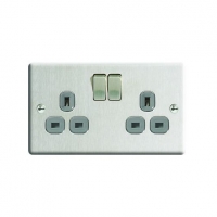 Wickes  Wickes 13A Twin Switched Socket - Brushed Steel