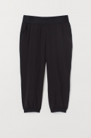 HM   3/4-length sports trousers