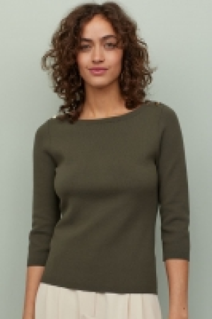 HM   Boat-neck jumper