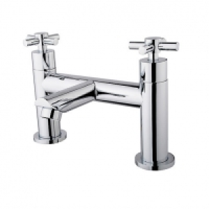 Wickes  Wickes Trivor Bath Filler Tap - Chrome