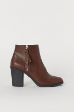  Ankle boots £20.00