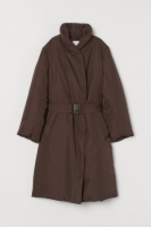 HM   Down coat with a belt