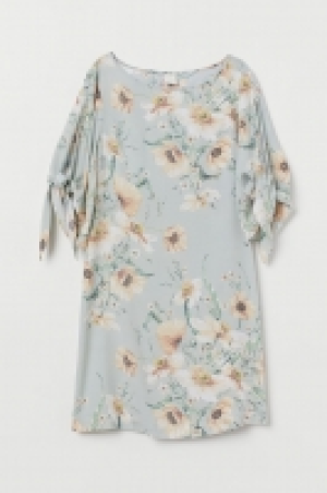 HM   Tie-sleeved dress