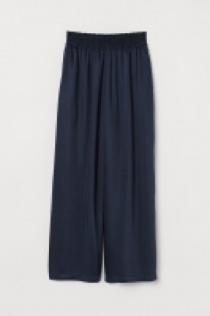 HM   Wide pull-on trousers