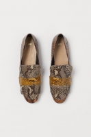 HM   Snakeskin-patterned loafers