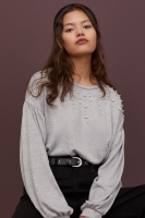 HM   Fine-knit beaded jumper