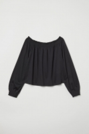 Off-the-shoulder blouse £6.00
