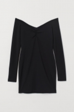 Fitted dress £9.00