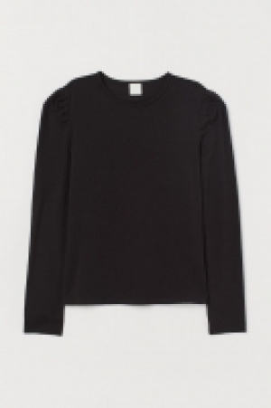 Puff-sleeved top £6.00