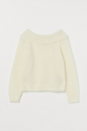 Off-the-shoulder jumper £8.00