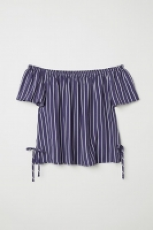 Off-the-shoulder blouse £5.00