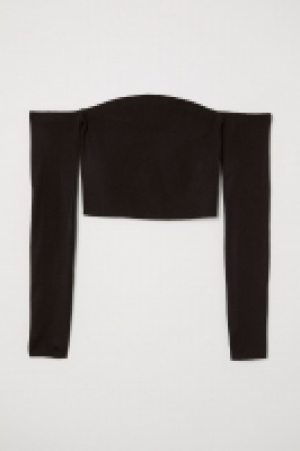Off-the-shoulder top £5.00