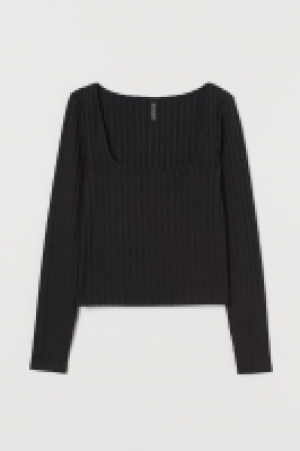 Ribbed top £5.00