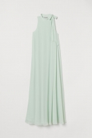 HM  Long dress with a tie collar