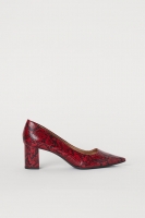 HM  Pointed court shoes
