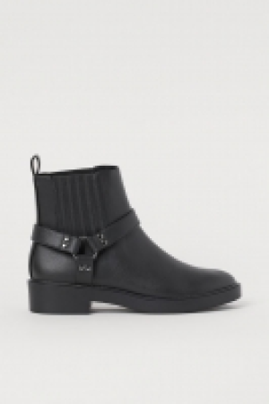 Ankle boots £15.00