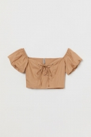 HM  Off-the-shoulder laced blouse