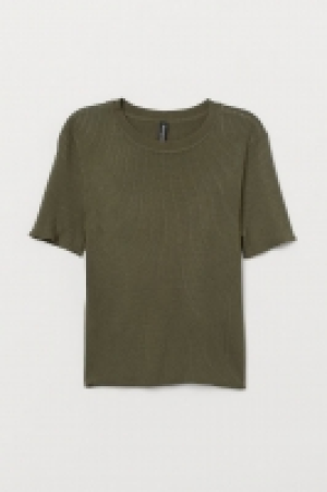 Short top £9.00