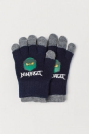 Gloves/Fingerless gloves £3.00
