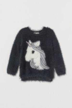 Fluffy jumper £10.00