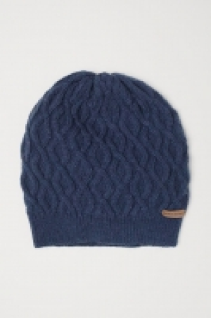 Cable-knit hat £3.00