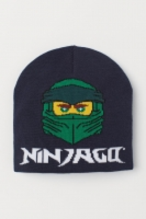 Knitted hat £4.00