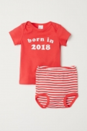 2-piece jersey set £6.00