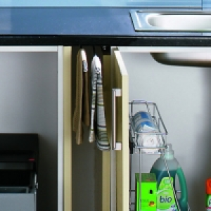 Wickes Pull Out Towel Rail Chrome £39.00