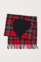 HM  Hat and scarf