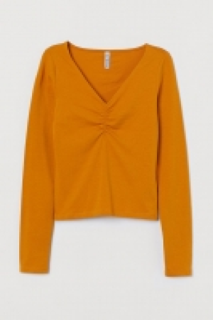 V-neck top £3.00