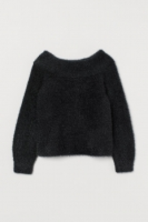 Off-the-shoulder jumper £6.00