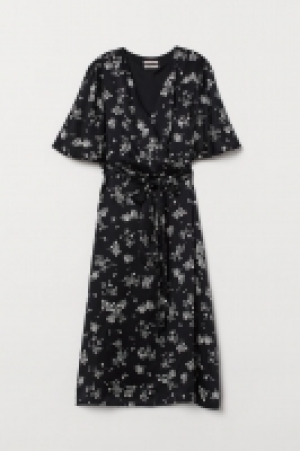 HM  V-neck silk dress
