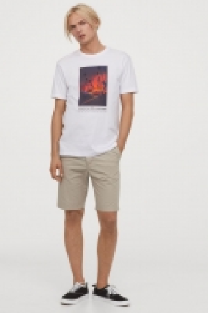 Knee-length cotton shorts £5.00