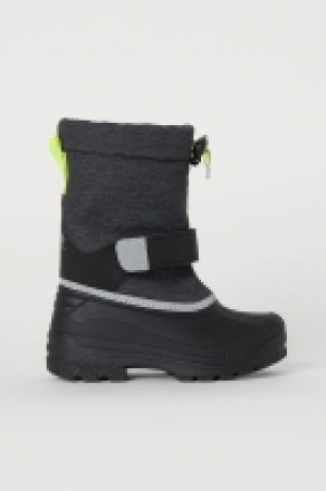 HM  Waterproof boots with lining