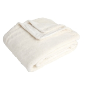 Wilko  Wilko Cream Faux Fur Throw 150 x 200cm