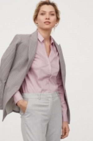 V-neck shirt £7.00