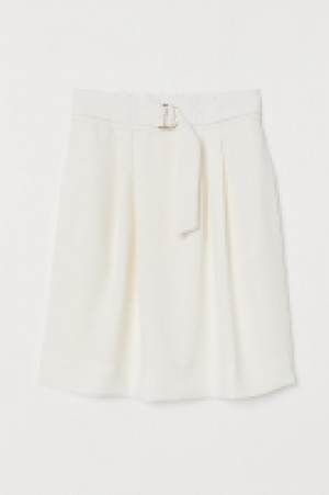 Skirt with a belt £12.00