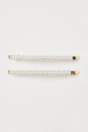 2-pack hair clips £2.00