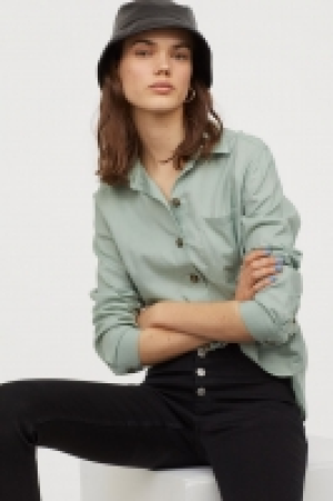Cotton shirt £8.00