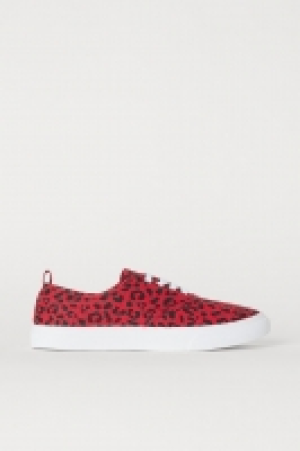 Canvas trainers £7.00