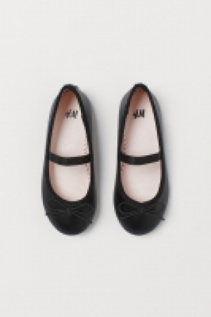 Ballet pumps £6.00