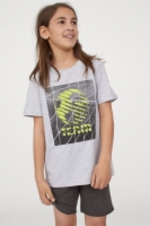 Printed T-shirt £2.00