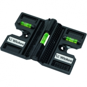 Wickes Hinged Magnetic Level for Posts - 133mm £5.49