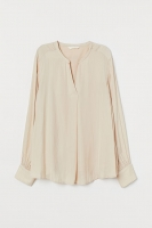 HM  MAMA V-neck nursing blouse