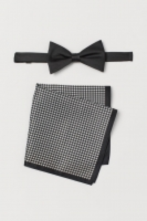 HM  Bow tie and handkerchief