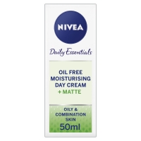 Wilko  Nivea Daily Essentials Oil Free Moisturising Day Cream 50ml