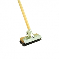 Wickes  Wickes Patio Scrubbing Stiff Broom - 1290mm